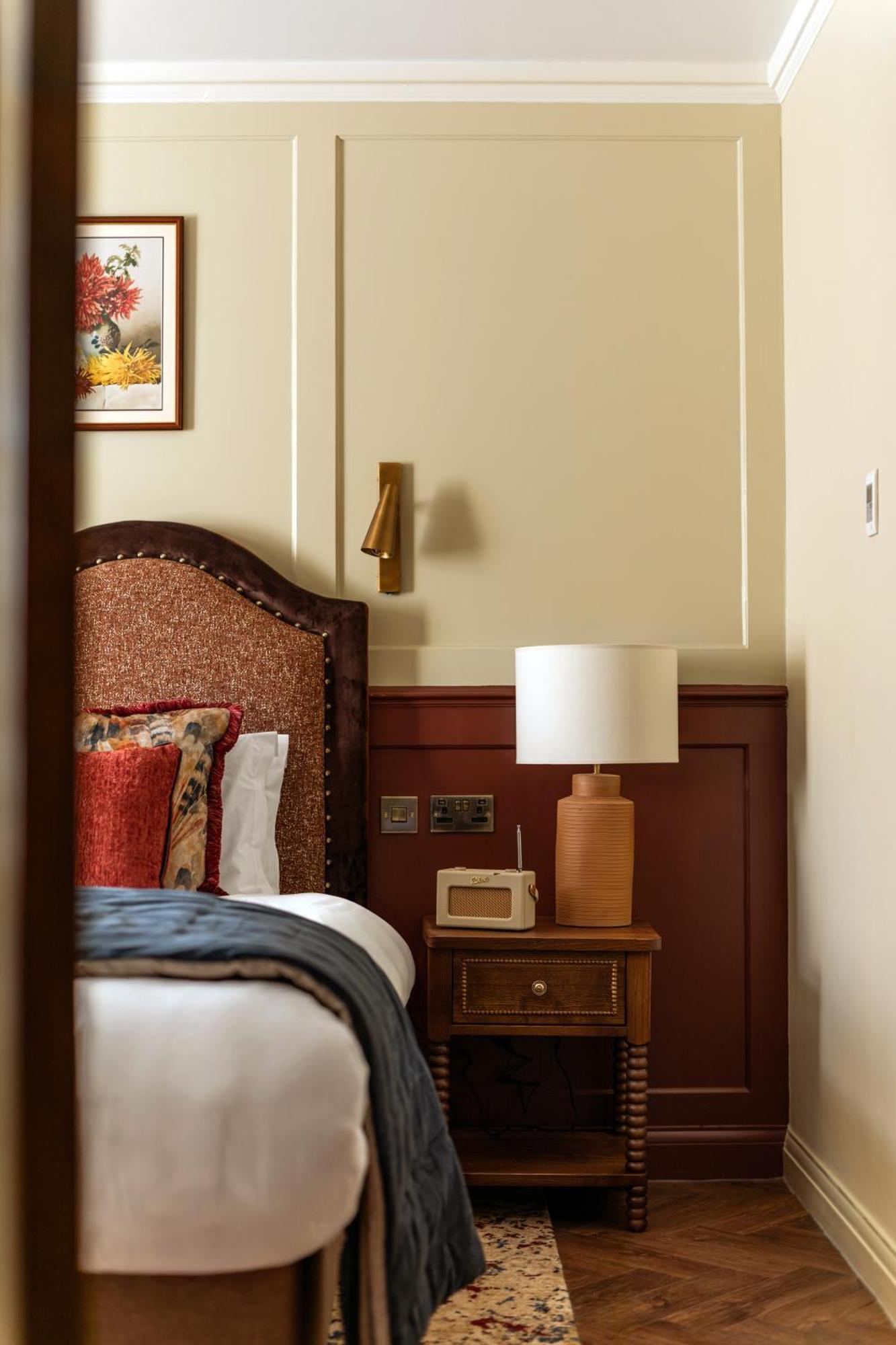 Coach & Horses Hotel London Exterior photo