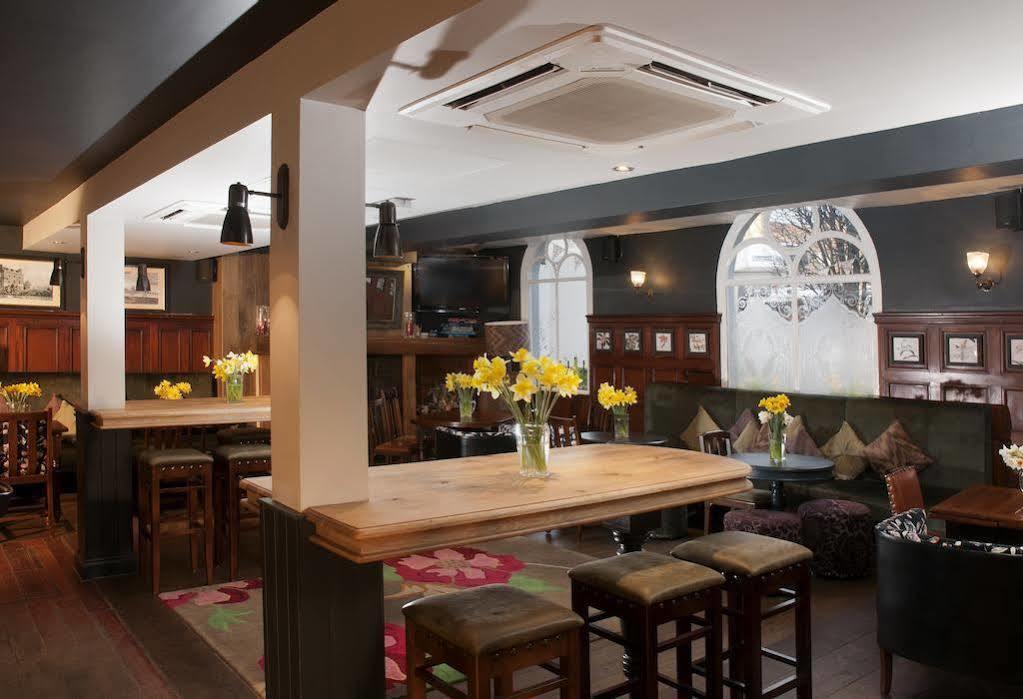 Coach & Horses Hotel London Exterior photo