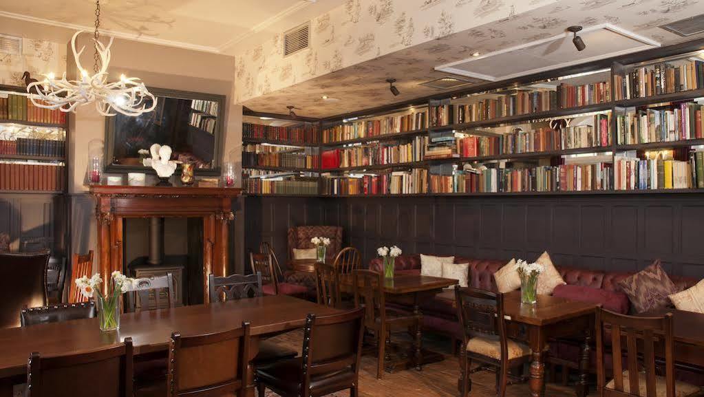 Coach & Horses Hotel London Exterior photo